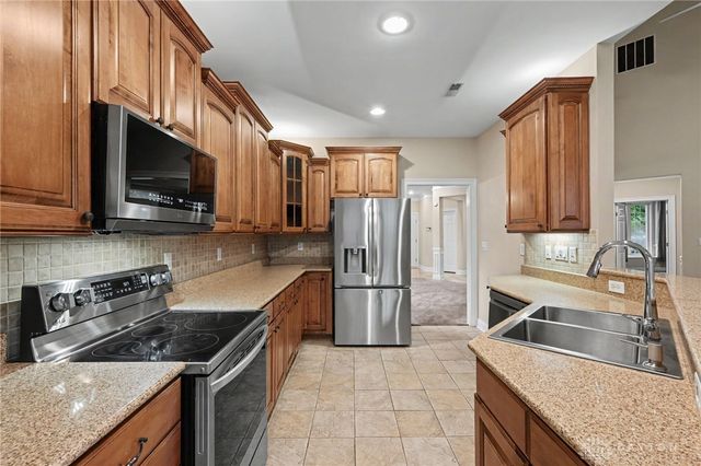 435 Springs Boulevard, Springboro, OH 45066