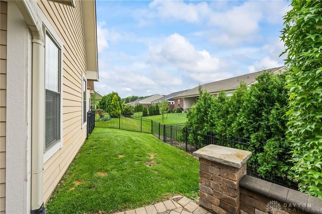 435 Springs Boulevard, Springboro, OH 45066