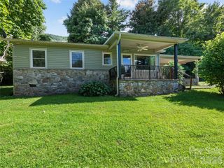 51 Atari Road, Waynesville, NC 28786