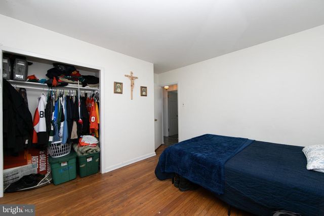 126 E MILITARY DR, National Park, NJ 08063