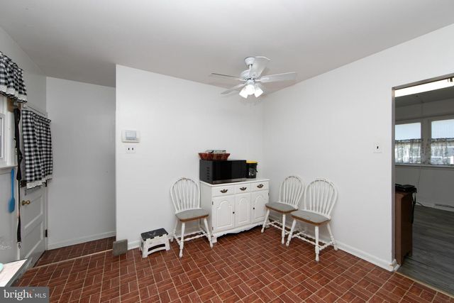 126 E MILITARY DR, National Park, NJ 08063