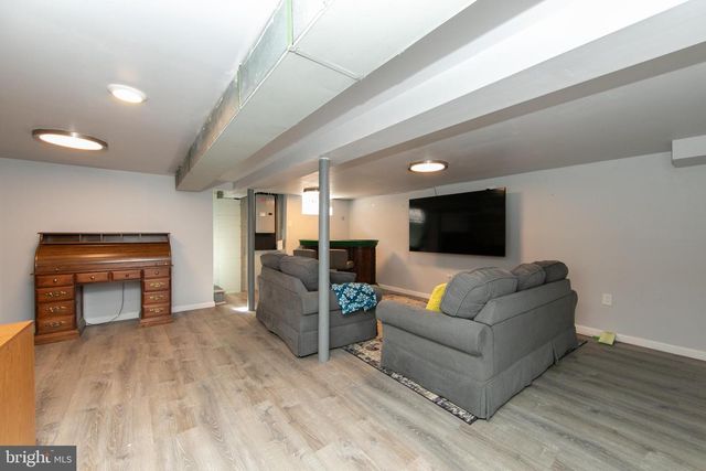 126 E MILITARY DR, National Park, NJ 08063
