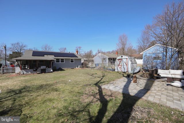 126 E MILITARY DR, National Park, NJ 08063