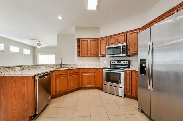 1221 LONGVILLE CIRCLE, Tavares, FL 32778