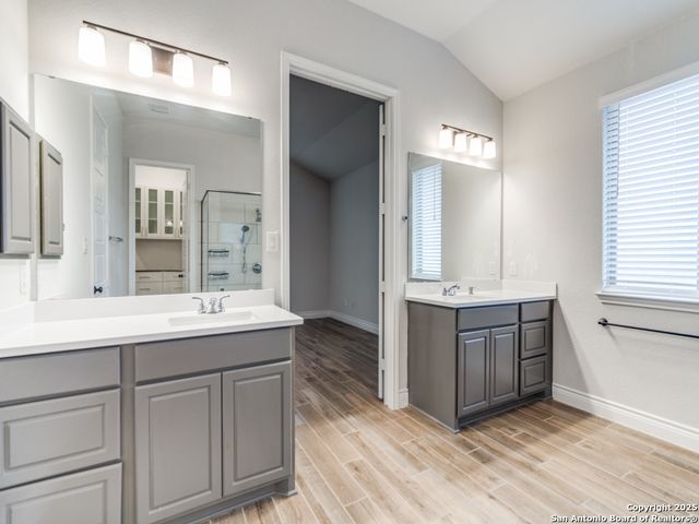 141 Mescalero, Boerne, TX 78006