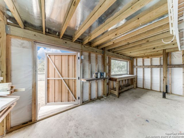 141 Mescalero, Boerne, TX 78006