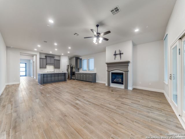 141 Mescalero, Boerne, TX 78006