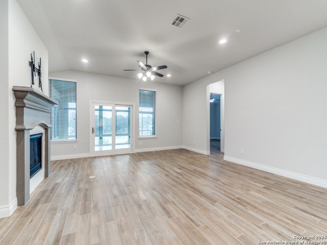 141 Mescalero, Boerne, TX 78006