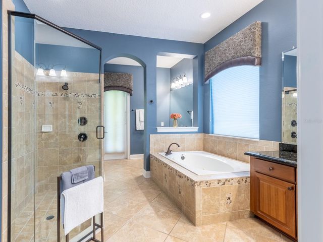 25846 FEATHER RIDGE LANE, Sorrento, FL 32776