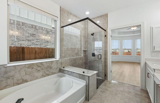 100 Darlington CT, Liberty Hill, TX 78642