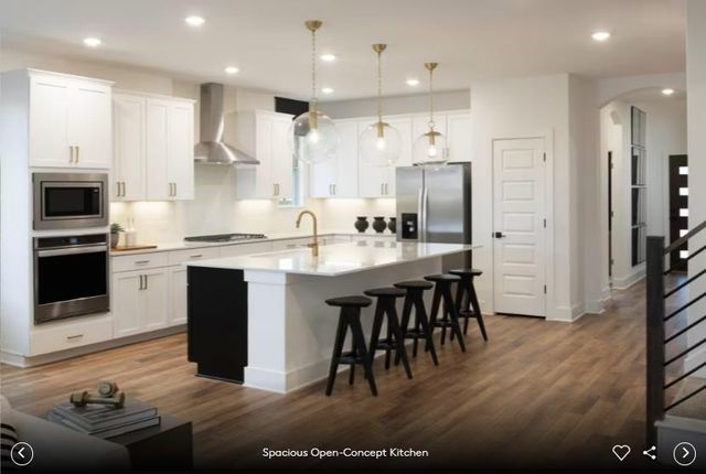 100 Darlington CT, Liberty Hill, TX 78642