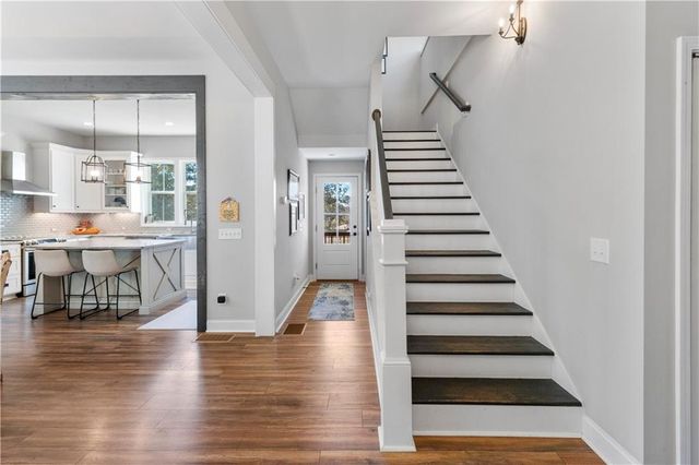 6435 Looper Lake Drive, Flowery Branch, GA 30542