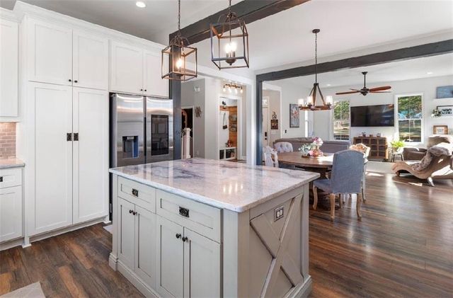 6435 Looper Lake Drive, Flowery Branch, GA 30542