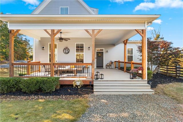 6435 Looper Lake Drive, Flowery Branch, GA 30542