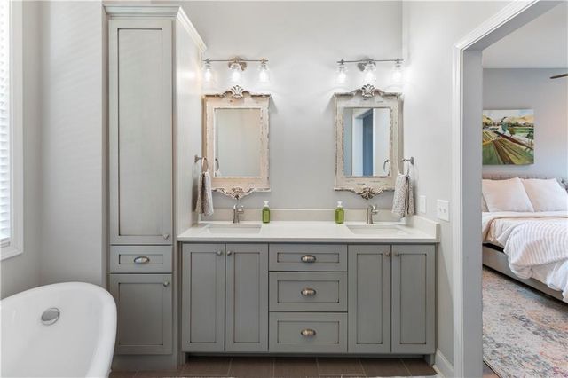 6435 Looper Lake Drive, Flowery Branch, GA 30542