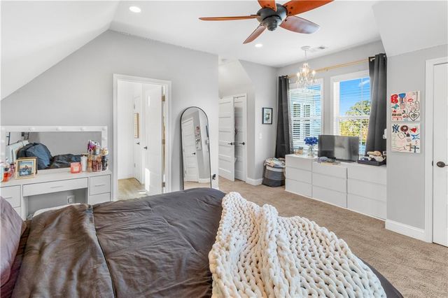 6435 Looper Lake Drive, Flowery Branch, GA 30542