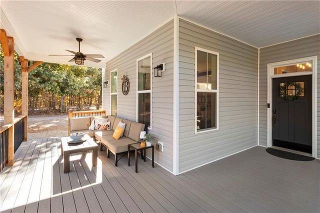 6435 Looper Lake Drive, Flowery Branch, GA 30542