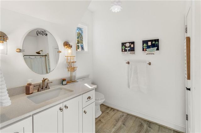 6435 Looper Lake Drive, Flowery Branch, GA 30542