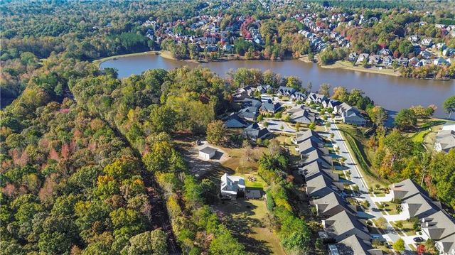 6435 Looper Lake Drive, Flowery Branch, GA 30542