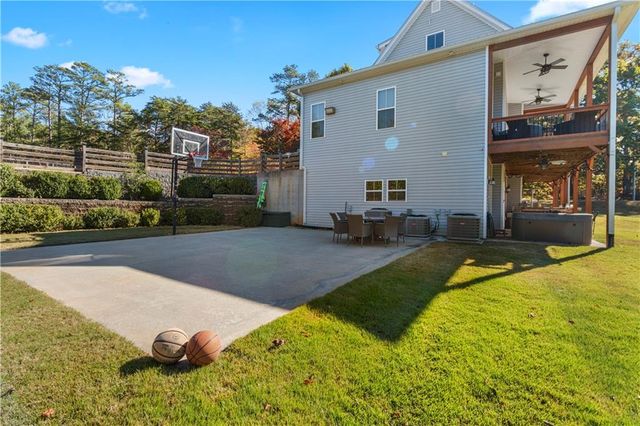 6435 Looper Lake Drive, Flowery Branch, GA 30542