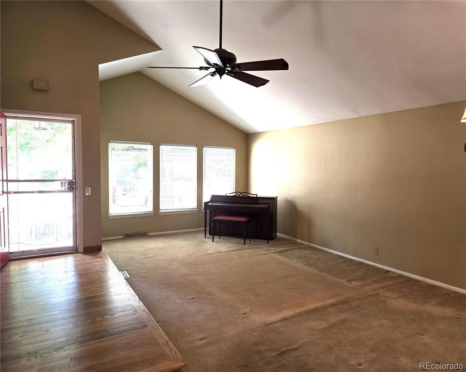 Image 3 of property listing at 7497 E Nichols Place, Centennial, CO 80112