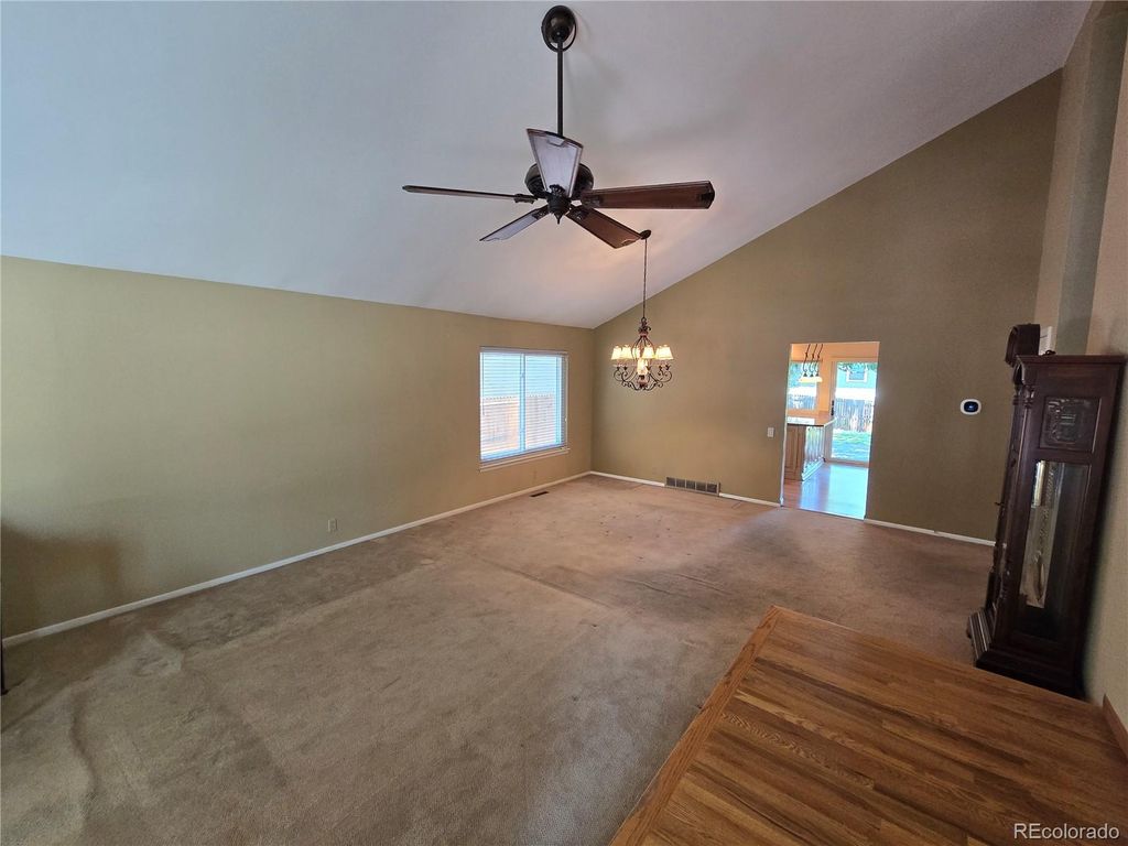 Image 4 of property listing at 7497 E Nichols Place, Centennial, CO 80112