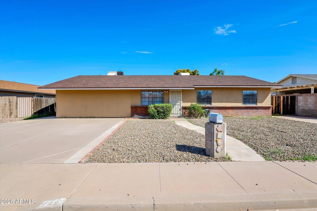 1056 W HACKAMORE Street, Mesa, AZ 85201 — photo 3