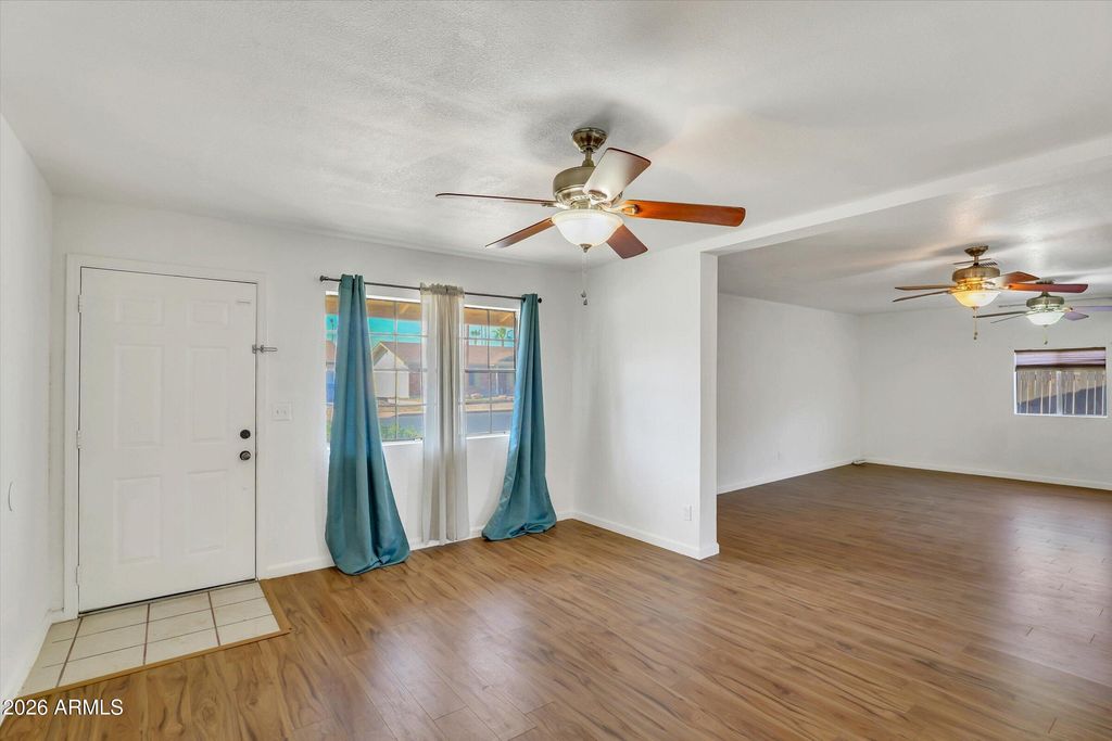 1056 W HACKAMORE Street, Mesa, AZ 85201 — photo 4