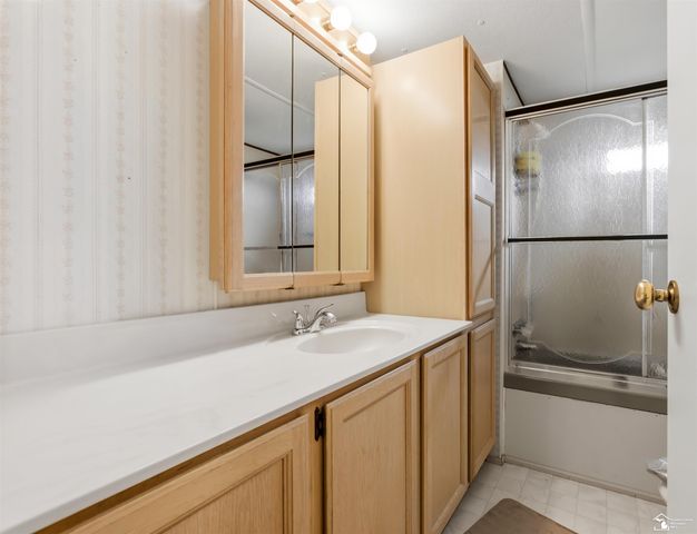 12337 Laird Road, Cambridge Twp, MI 49230