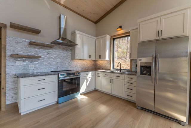 58 Mutt Ridge, Murphy, NC 28906
