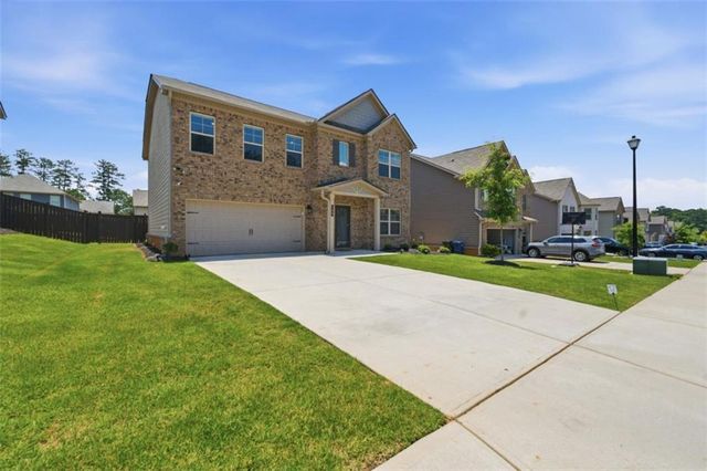 784 Lakehaven Lane, Loganville, GA 30052