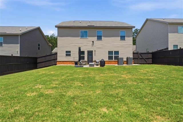 784 Lakehaven Lane, Loganville, GA 30052
