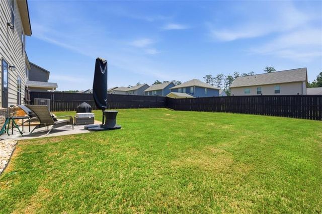 784 Lakehaven Lane, Loganville, GA 30052