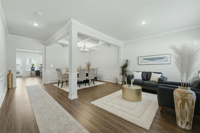 784 Lakehaven Lane, Loganville, GA 30052