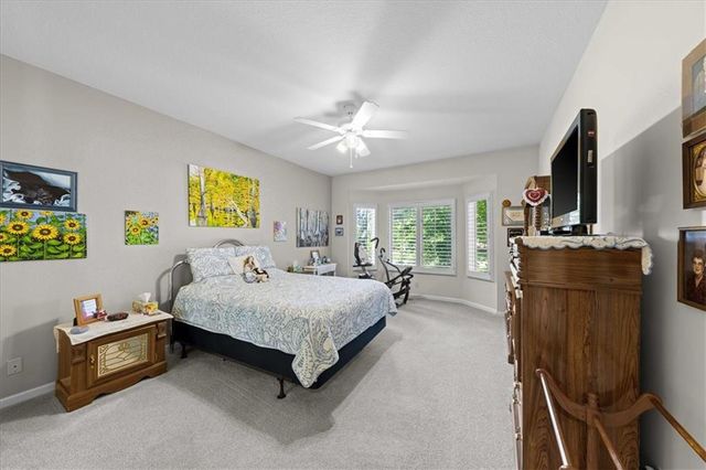 2501 W 137th Place, Leawood, KS 66224