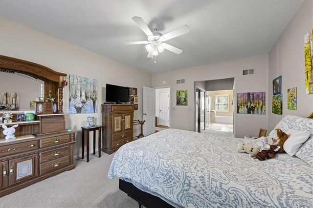 2501 W 137th Place, Leawood, KS 66224