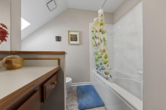 2501 W 137th Place, Leawood, KS 66224