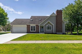 2501 W 137th Place, Leawood, KS 66224