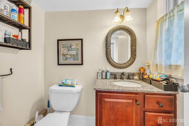 5 Fairview Avenue, South River, NJ 08882