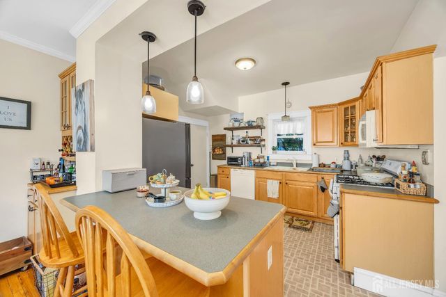 5 Fairview Avenue, South River, NJ 08882