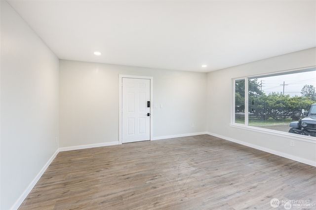 11 Stone Road, Sequim, WA 98382