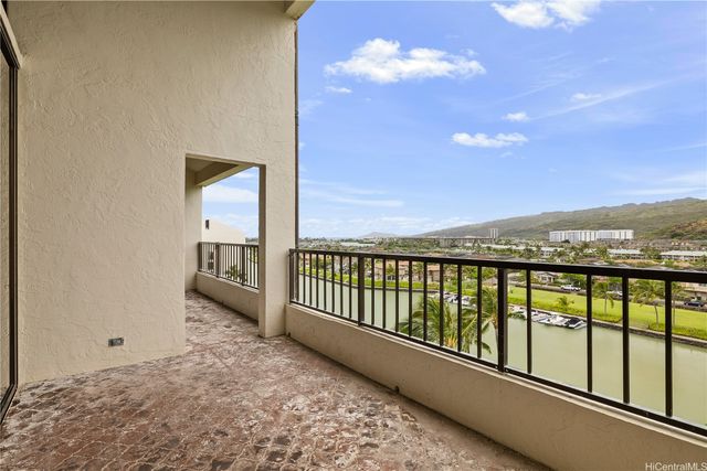 500 Lunalilo Home Road 28J, Honolulu, HI 96825