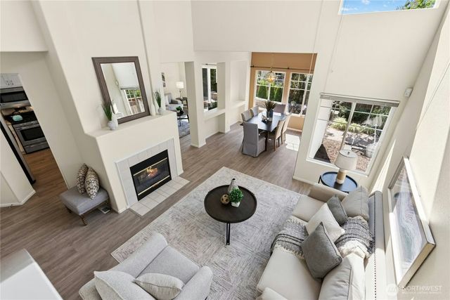 25211 SE 43rd Way, Sammamish, WA 98029