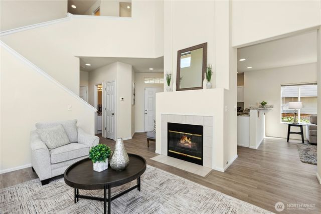 25211 SE 43rd Way, Sammamish, WA 98029