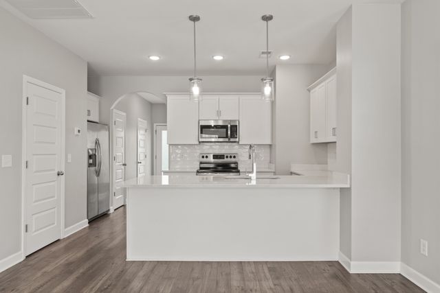 242 Mansfield Dr, Gallatin, TN 37066