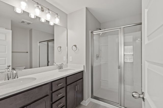 242 Mansfield Dr, Gallatin, TN 37066