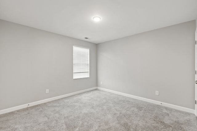 242 Mansfield Dr, Gallatin, TN 37066