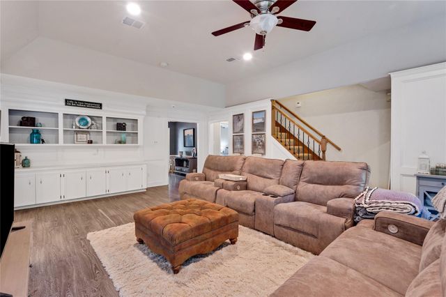 5727 Glenmere Lane, Spring, TX 77379