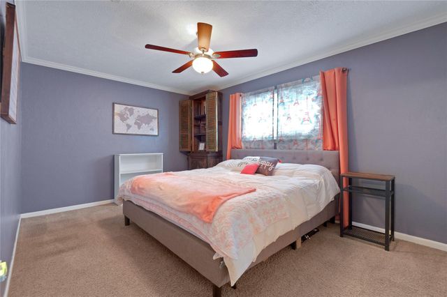 5727 Glenmere Lane, Spring, TX 77379