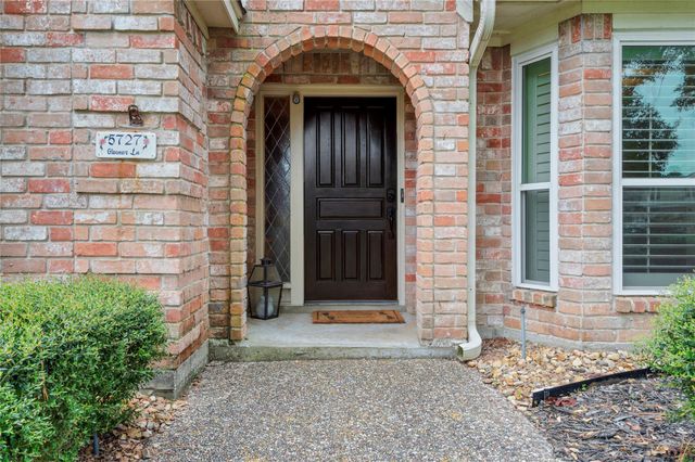 5727 Glenmere Lane, Spring, TX 77379